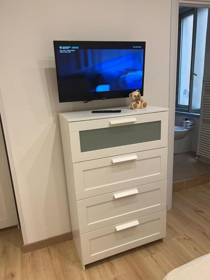 Alla Scalinata Del Teatro Rossetti Confort Suites Parcheggio Триест Экстерьер фото